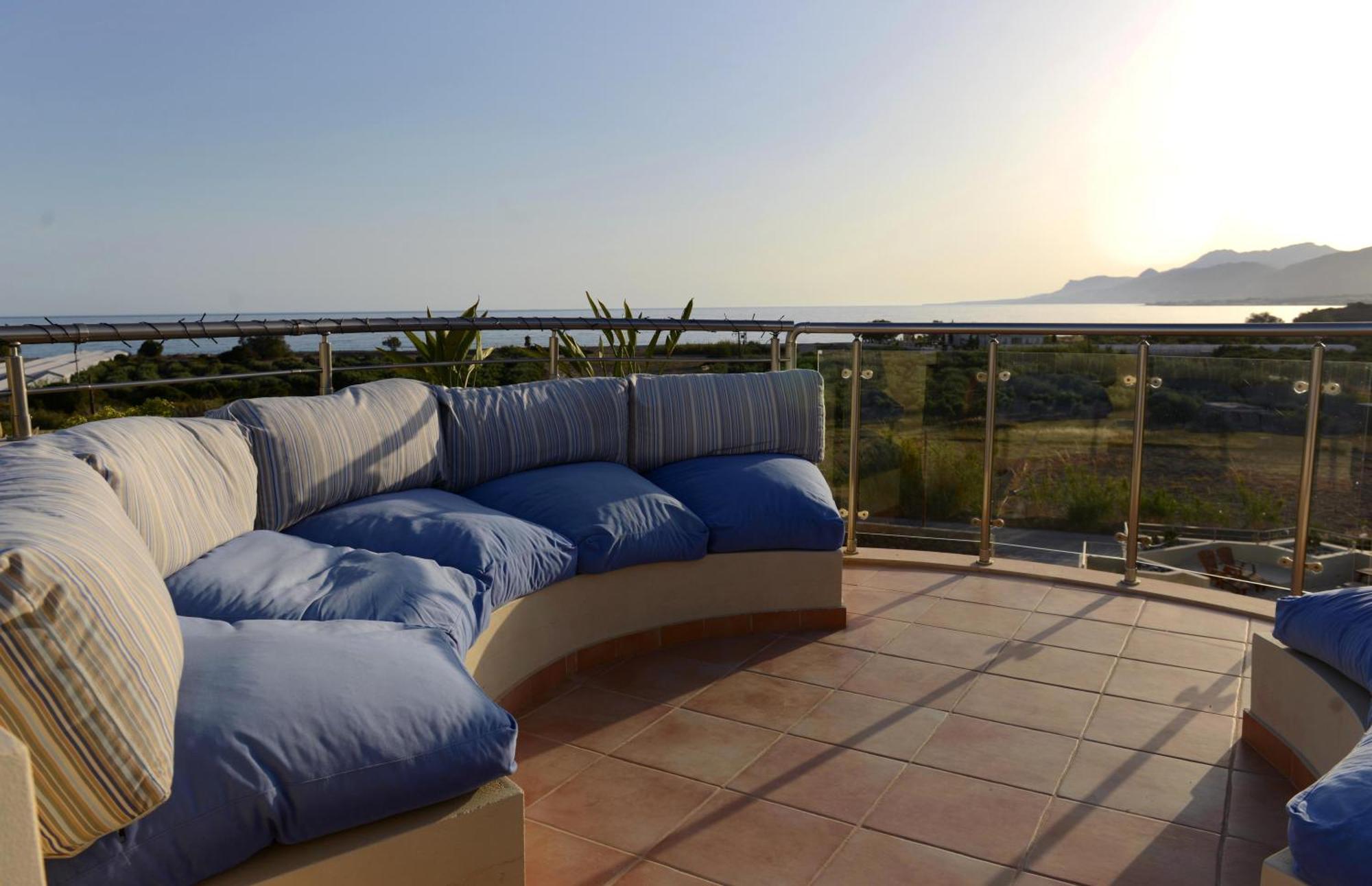 Lagada Resort Makrýgialos Екстериор снимка