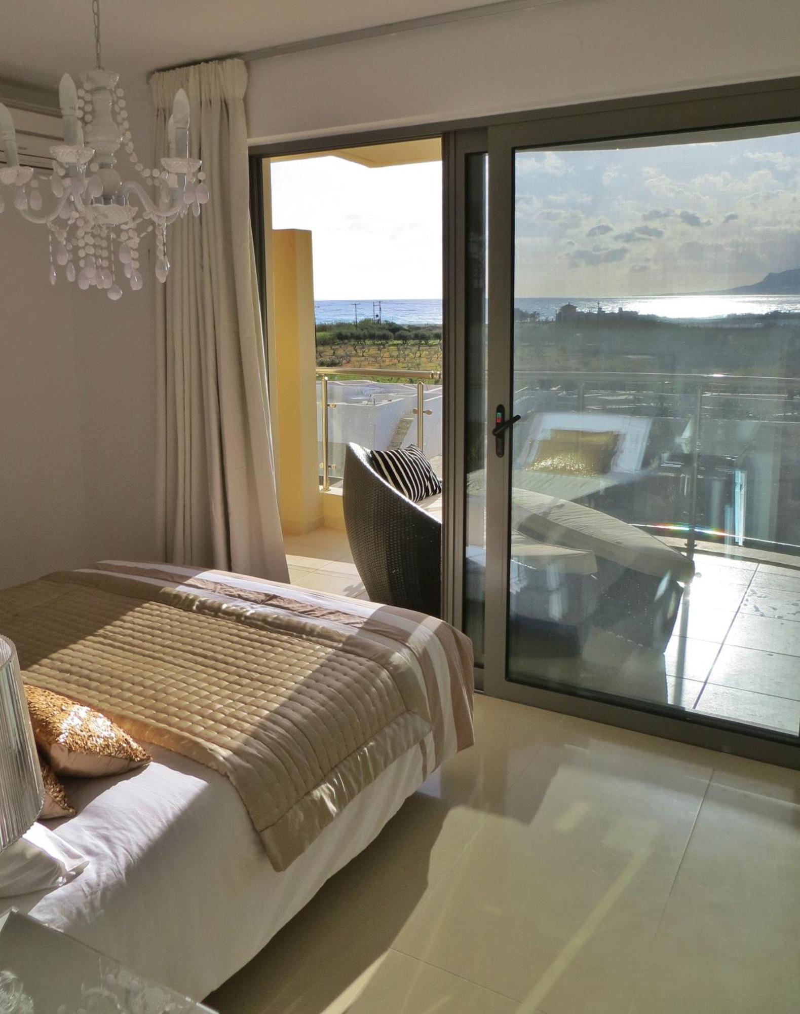 Lagada Resort Makrýgialos Екстериор снимка