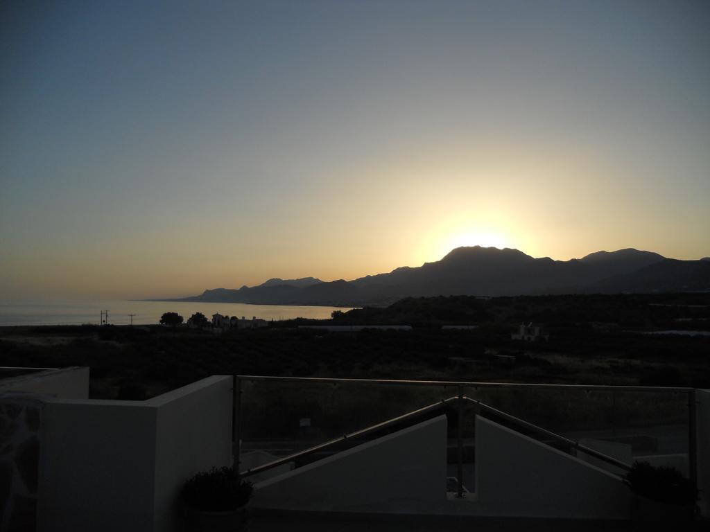 Lagada Resort Makrýgialos Екстериор снимка