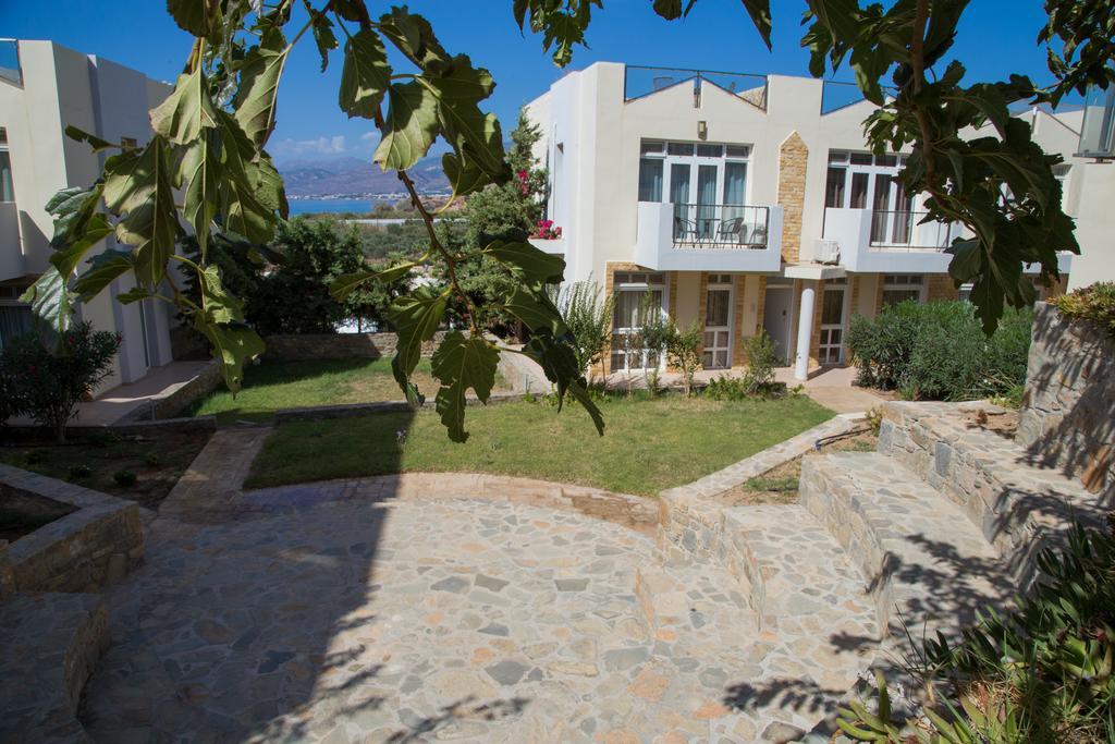 Lagada Resort Makrýgialos Екстериор снимка